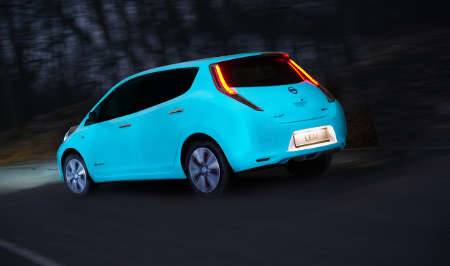 Nissan Leaf UV-Leuchtlack