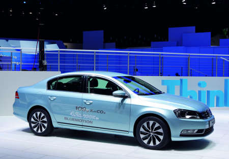 VW Passat BlueMotion 2011