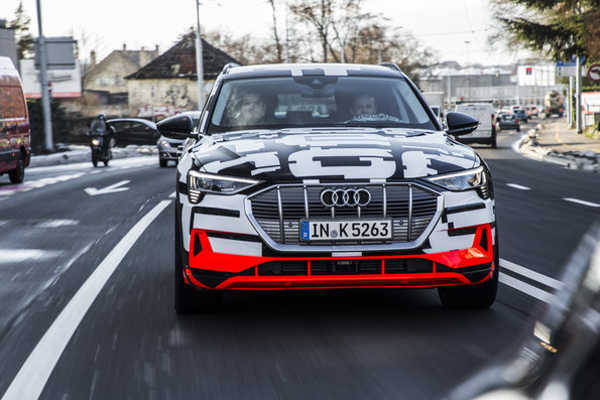Audi e-tron Prototyp 2018