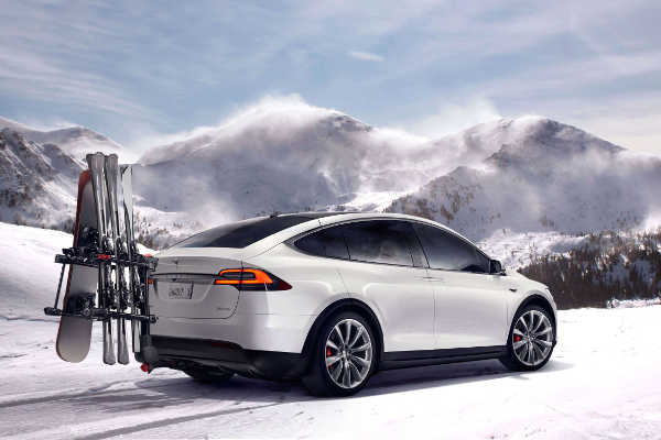 Tesla Model X 2015 Serie
