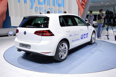 VW Golf GTE Plug-in-Hybrid 2014